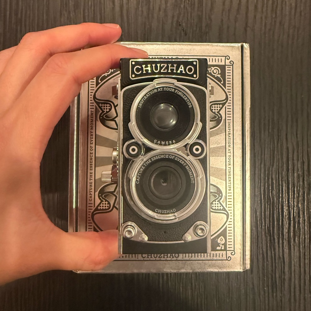 Mini Vintage Digital Camera, cleaning kit included